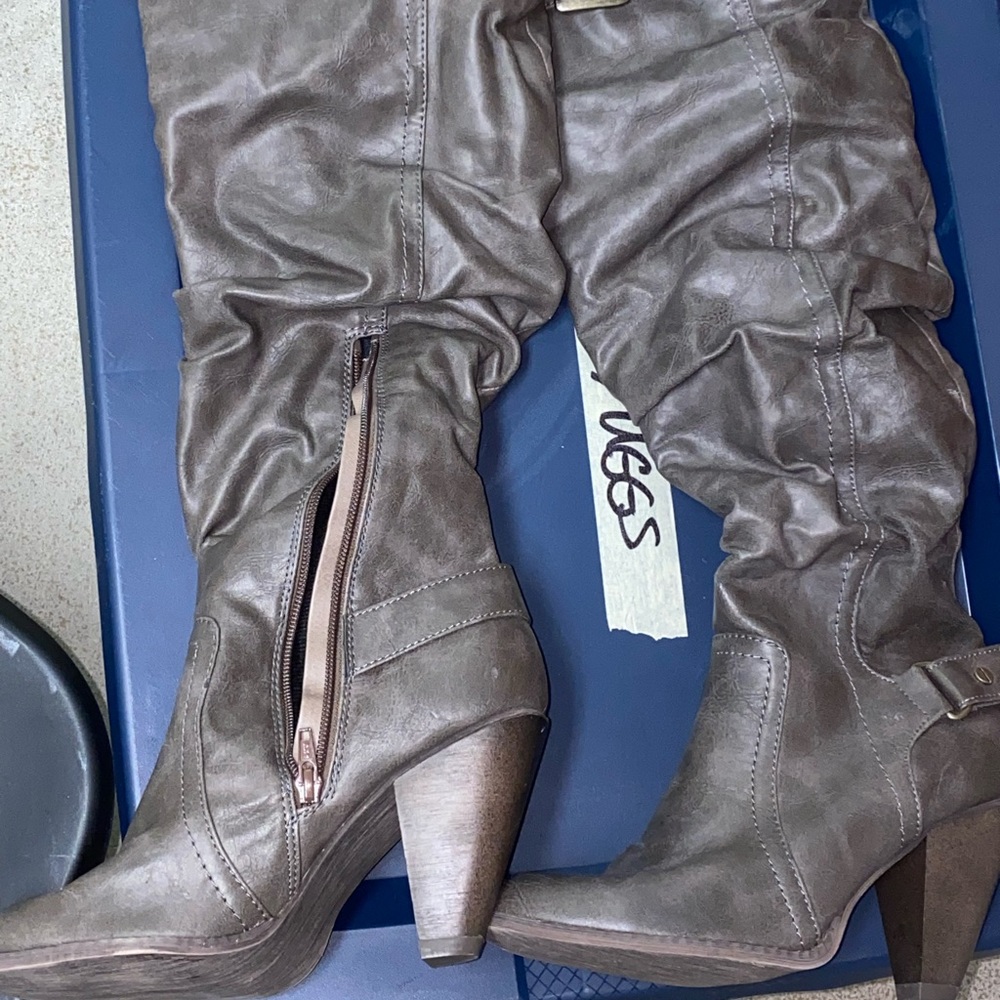 COPY - Elle thigh high faux leather grey boots sz 9